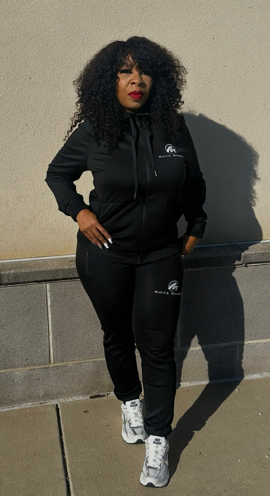 Move Movement Logo Women Tech Sweat Suit